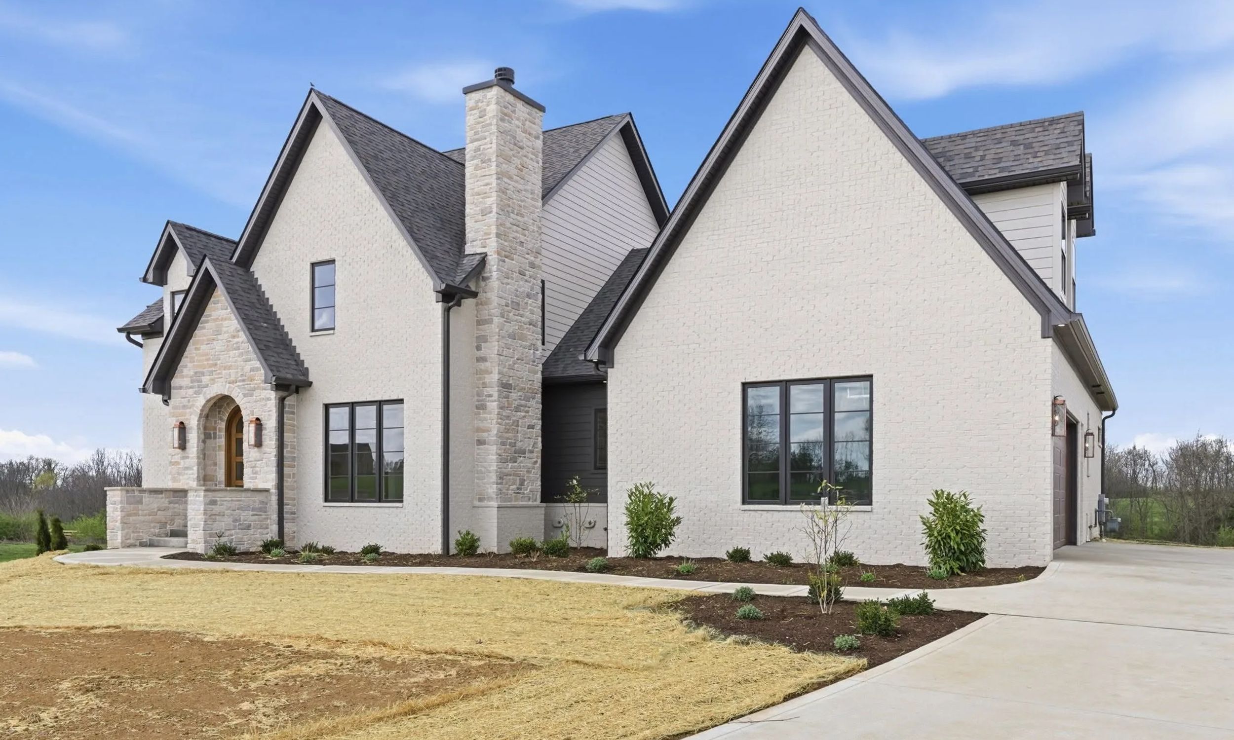 V3 Painting exterior project in Lexington, KY